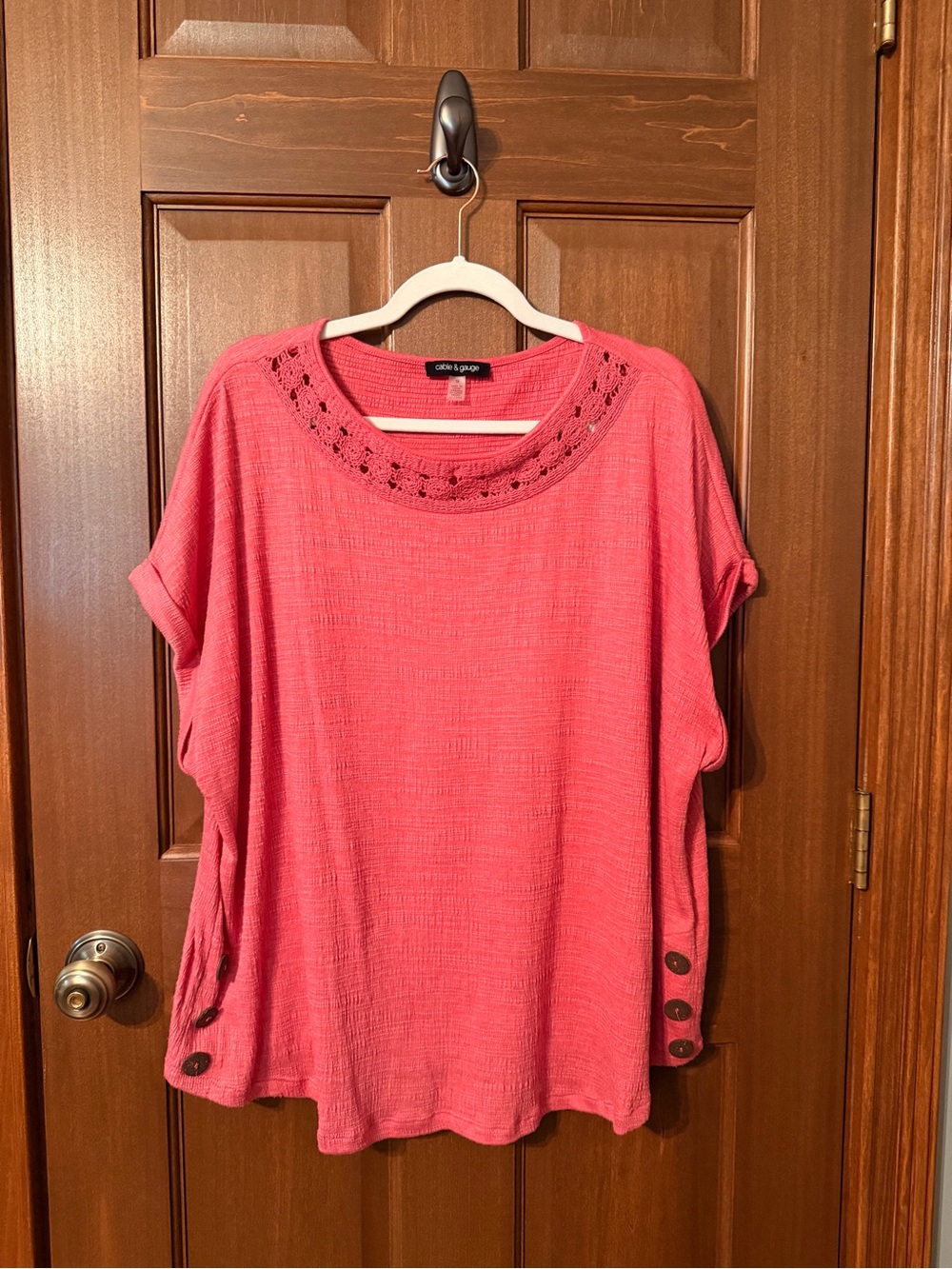 Cable & Gauge Coral Crochet-Neck Short Sleeve Top